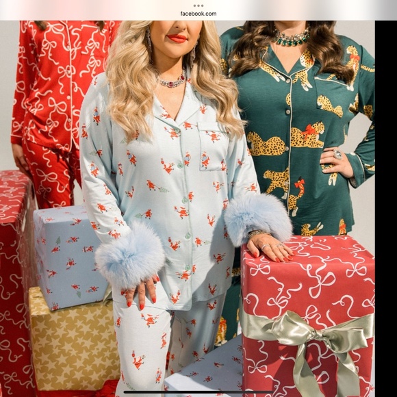 In My Sundays  Santa Express Long Sleeve and Pant  Pajama Set, size S, NWT, HTF - Picture 1 of 5